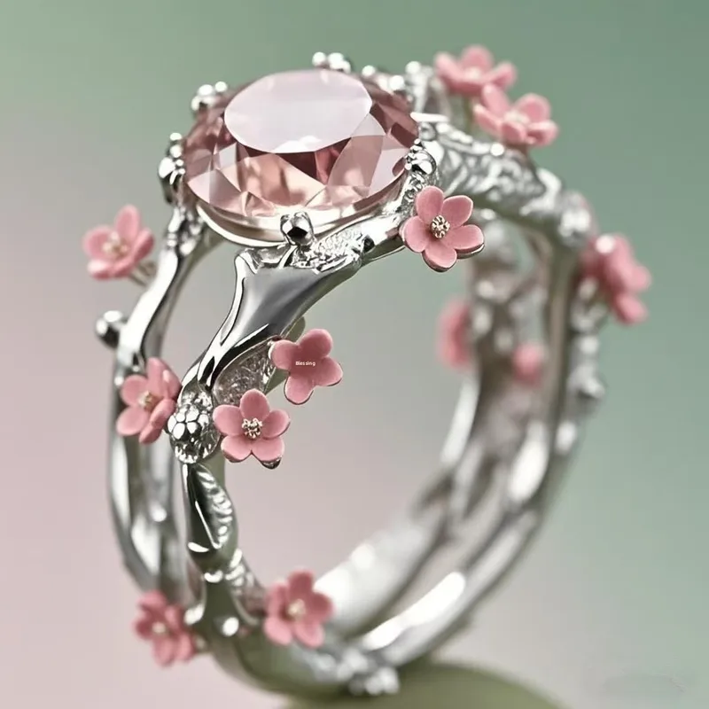 Camélia Statement Ring